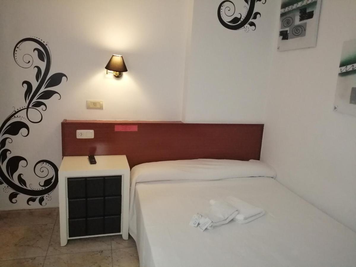 Hostal Jaime I Huesca Eksteriør bilde