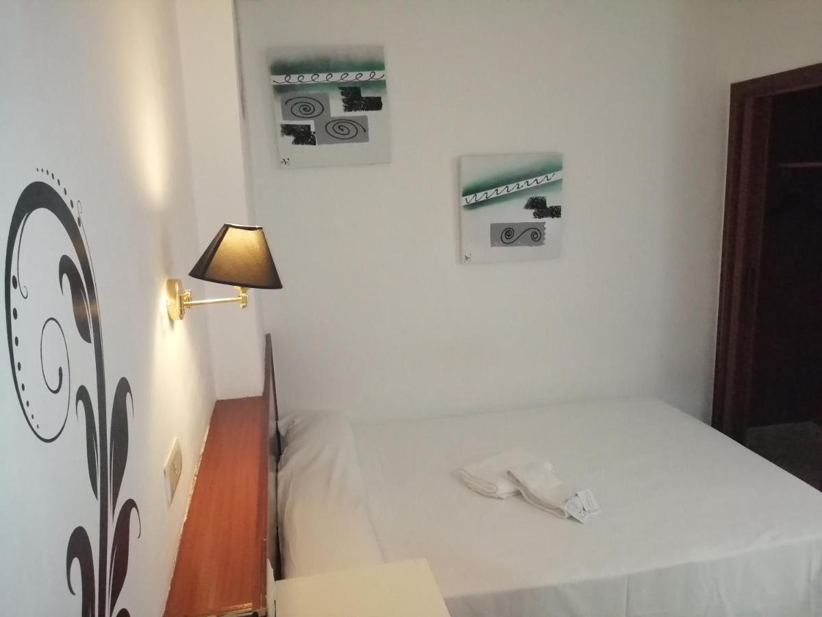 Hostal Jaime I Huesca Eksteriør bilde