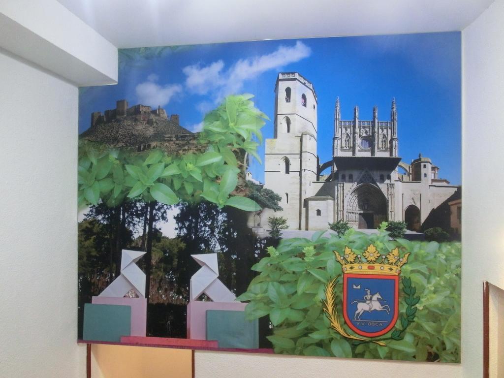 Hostal Jaime I Huesca Eksteriør bilde
