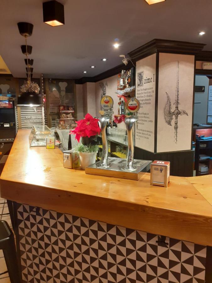Hostal Jaime I Huesca Eksteriør bilde