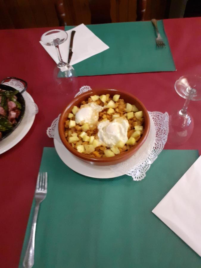 Hostal Jaime I Huesca Eksteriør bilde